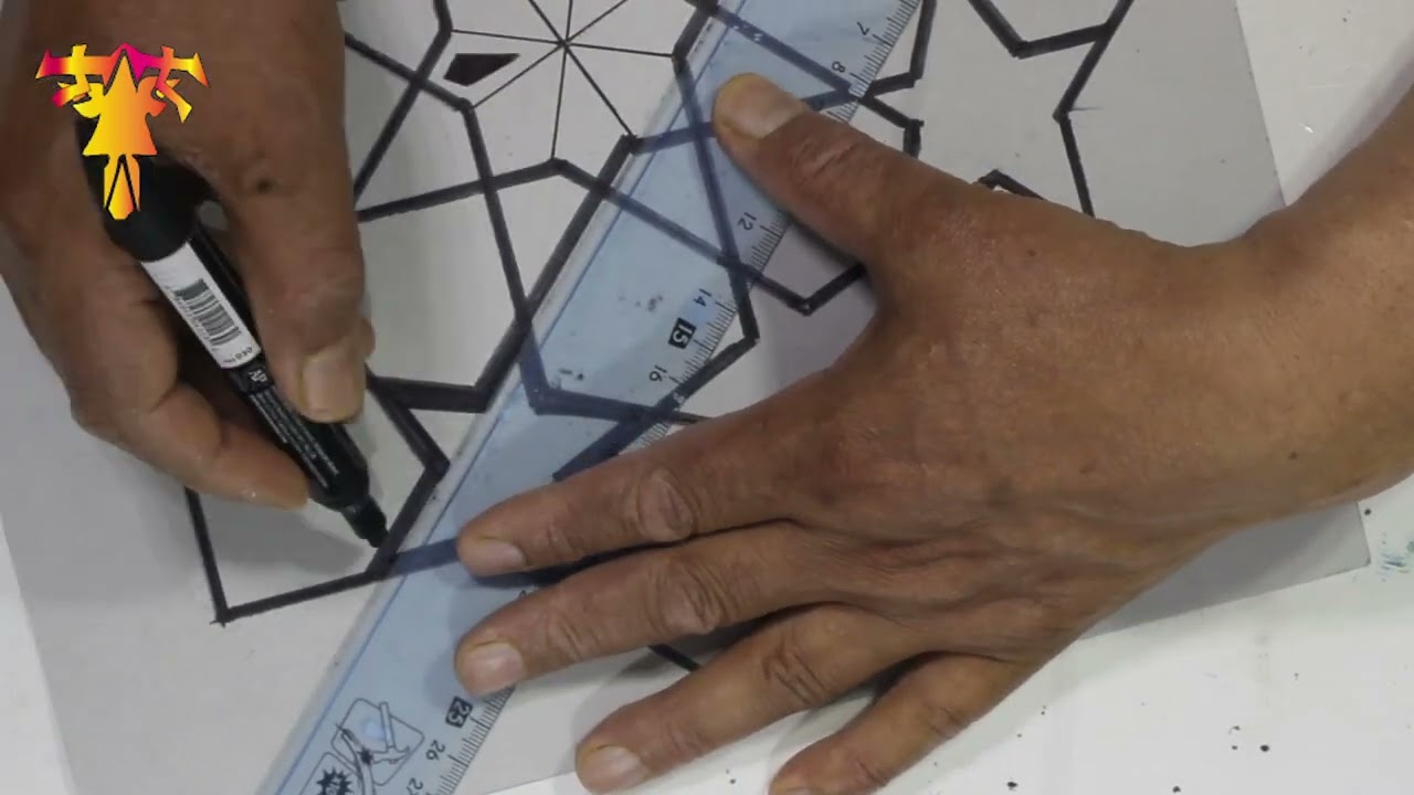 تعلم رسم رسمة الثمانية  من فن التسطير والزخرفة و الفن الإسلامي