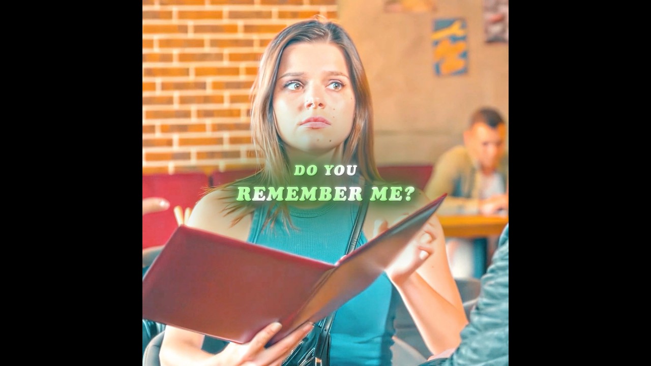 The girl sought the help of a woman in order to avoid the bad guys #flim #movie #tvshow #short