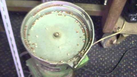 Vibratory feeder for primers