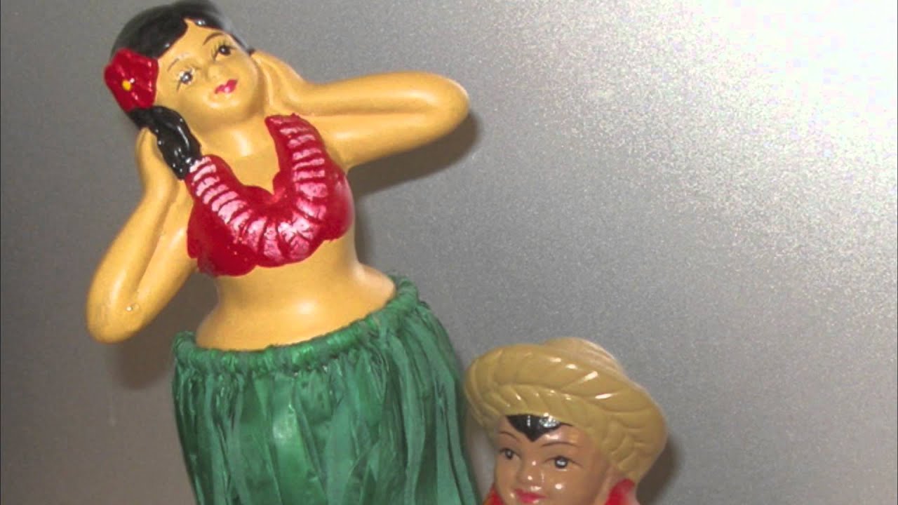 Fun Hawaiian Dashboard Hula Girl Doll Dancers With Grass Skirts That