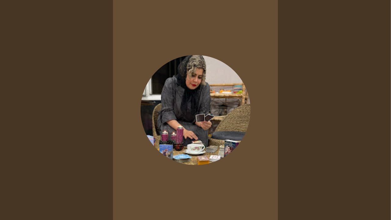 قهوه و ورق مو به مو از احساسش ميگه-