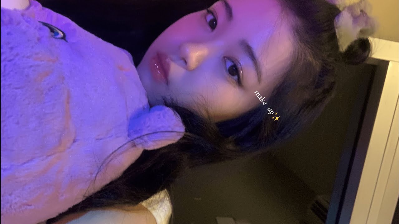 แต่งหน้าถ่ายรูปกับไฟโรเซ่!🧸✨ Rose light Make up🥀 l Xiangspace