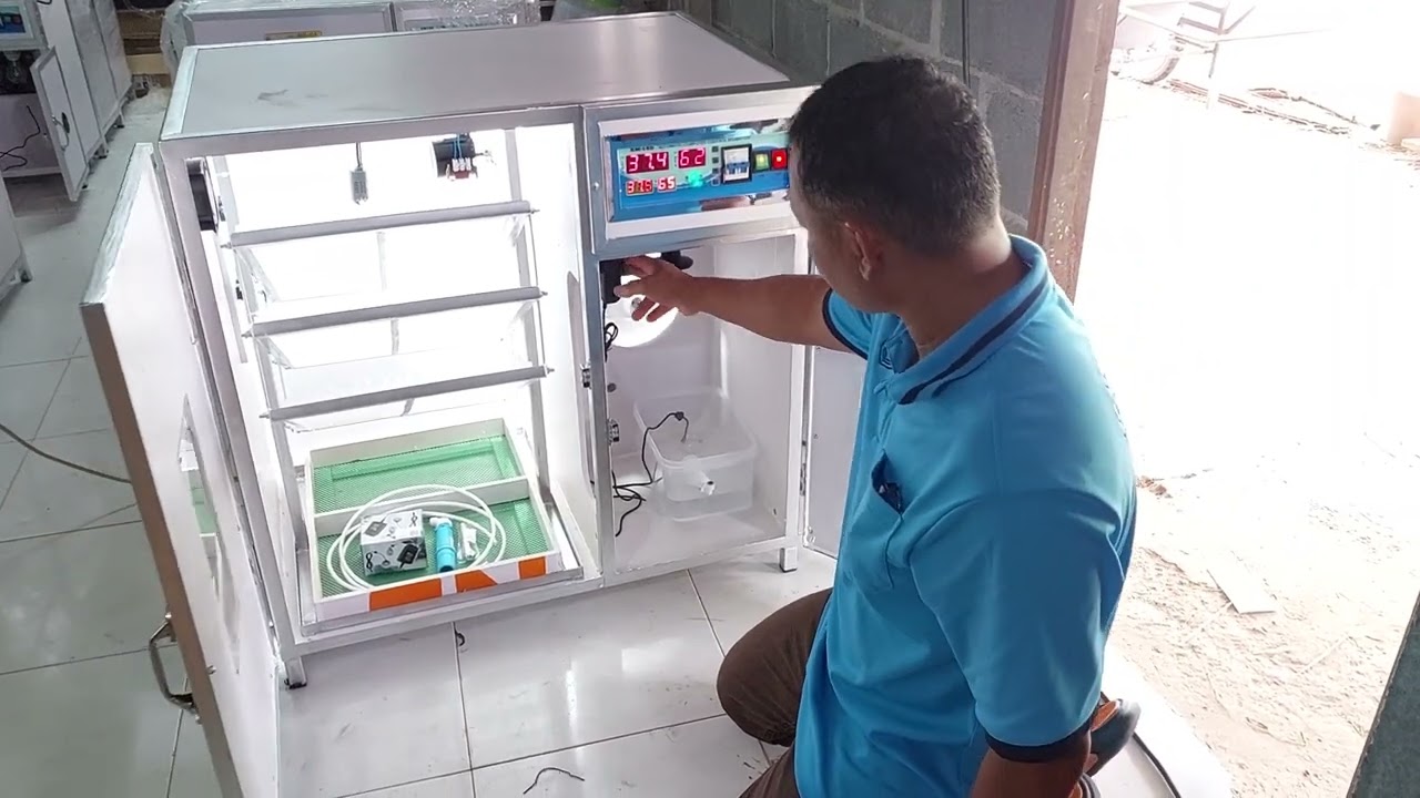 ตู้ฟักไข่ตราจักรกี ฟาร์ม รุ่นใหม่ล่าสุด