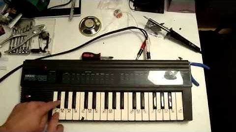 Circuit-bent Yamaha PSS-130 demo