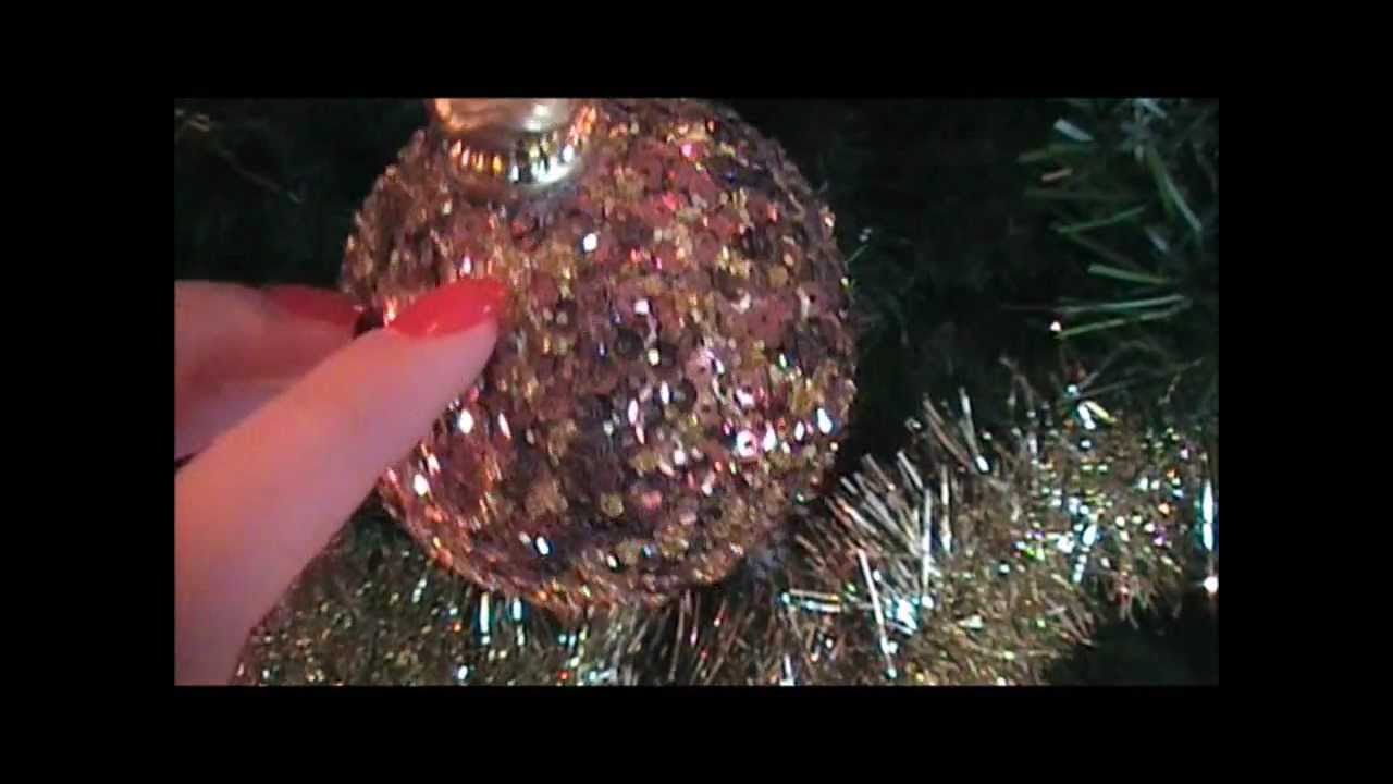 ASMR ~ Tapping & Scratching christmas decorations ~