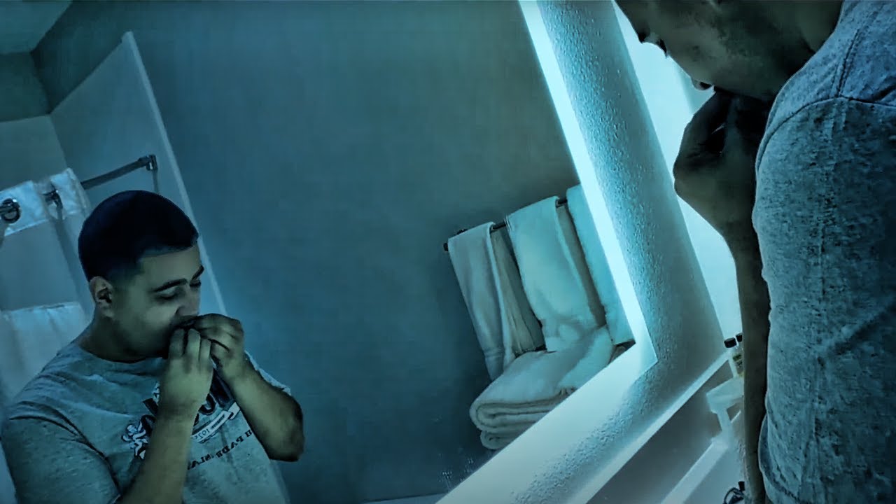 JuLz - BARZ (Official Music Video) adlı videoyu YouTube'da izle JuLz - BARZ (Official Music Video) adlı videoyu YouTube'da izle