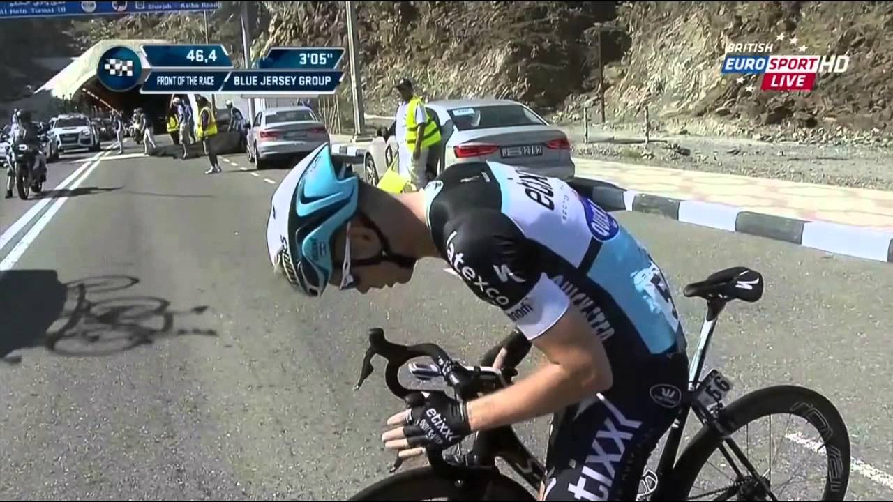 Dubai Tour 2015 - Stage 3 - crash at leaving one of the tunnels