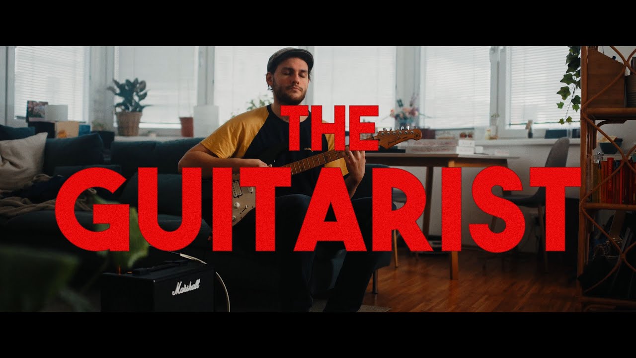 THE GUITARIST (12 SECOND SHORT FILM)
