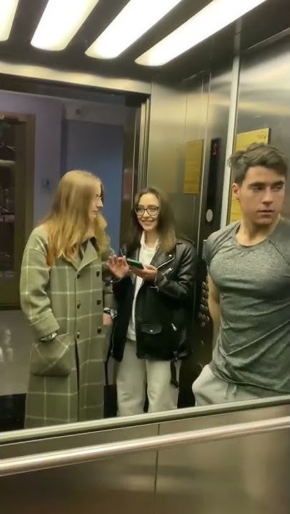 За гранью смешного. Photoshop дорисовал ваши любимые мемы Новости