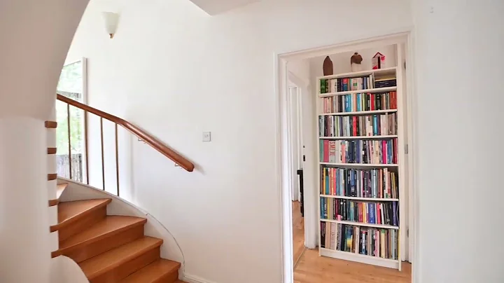 2 bedroom(s) flat to rent in Palace Gate, Kensington, W8 | Benham & Reeves