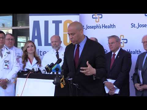 Sen. Cory Booker outlines bill to help hospitals in the fight against opioid addiction