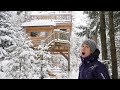 EXPLORING TREEHOUSE-STYLE WINTER CABINS AND HIKING IN A SNOWSTORM! (4K) DAY 2