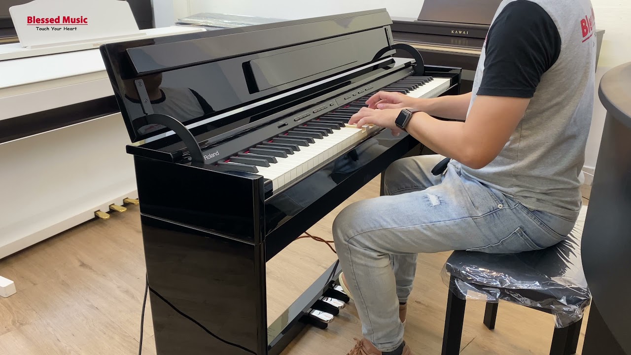 Đàn Piano Điện Roland DP 990 RF màu đen bóng [Sale giá tốt
