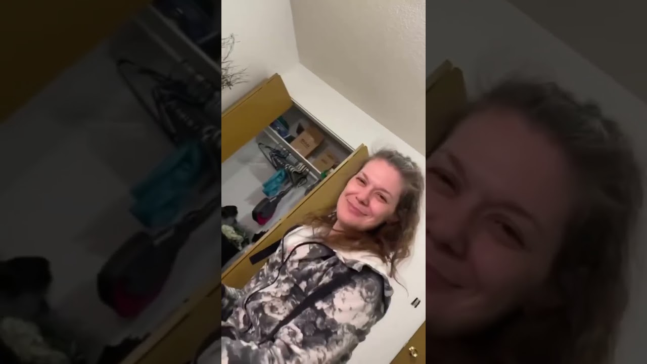 It’s big there babes 420