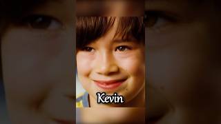 Is the son's bad behavior caused by his mother?#futurelink #film #movie #shorts