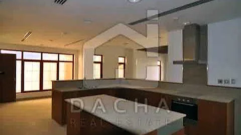 Exceptional 5 bedroom Jumeirah Islands Mansions villa Full lake view