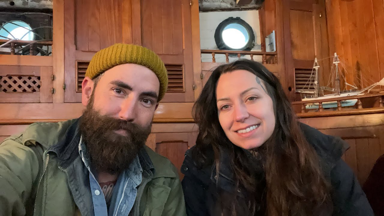 Live from the free boat! Sailor Barry & Hailly – drink a beer with us! Q&A tour and updates!