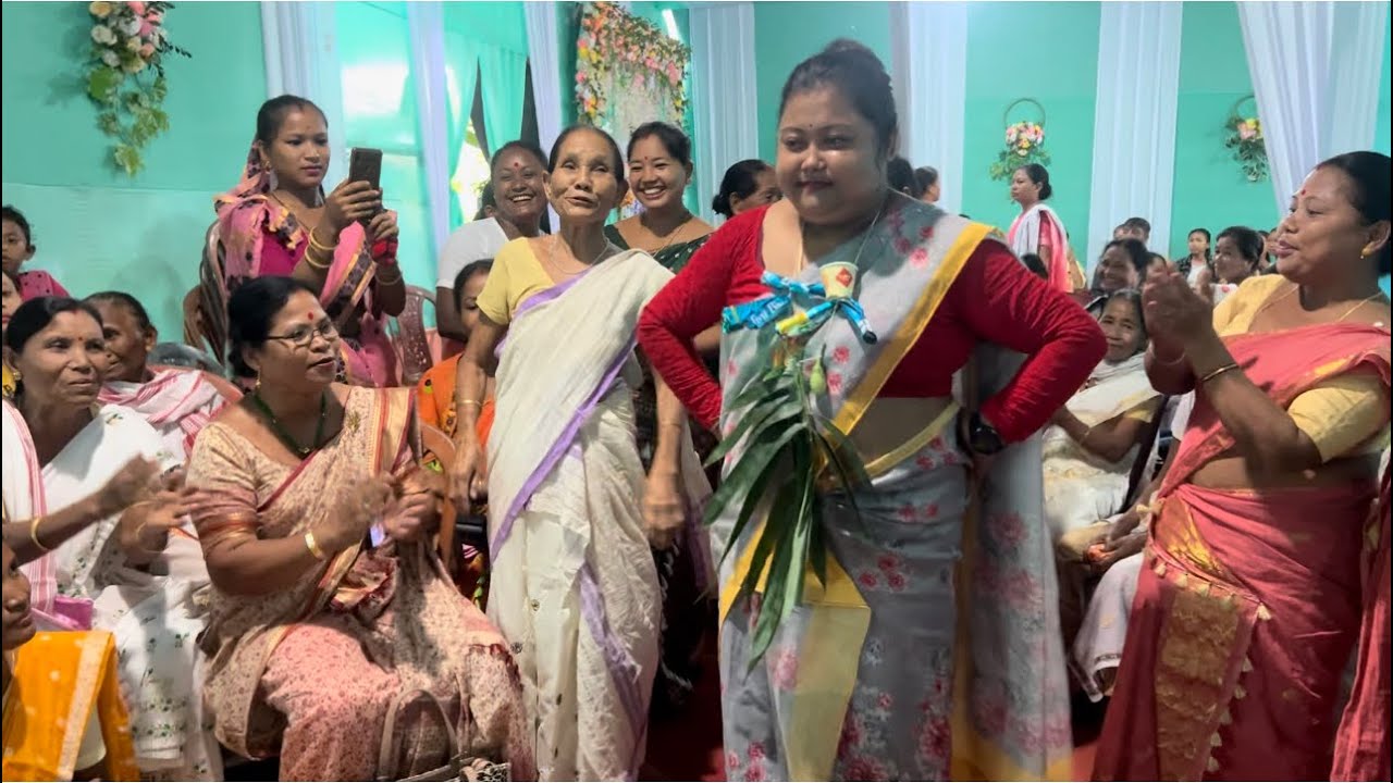 মৰানৰ এখন তুলনি বিয়াত  লাল হে খাই অ’ 🤣॥আখৈ ভজা আৰু মূৰত তেল দিয়াৰ ফূত্তি 😝😝😝॥