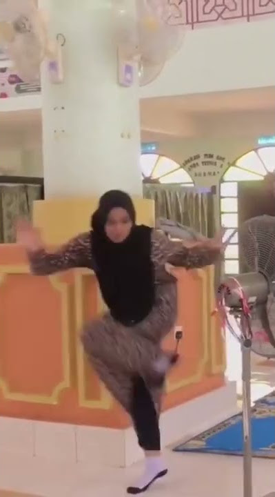 meme viral ‼cewe kesandung kipas angin #shorts #meme #memeviral #storywa #storywalucu