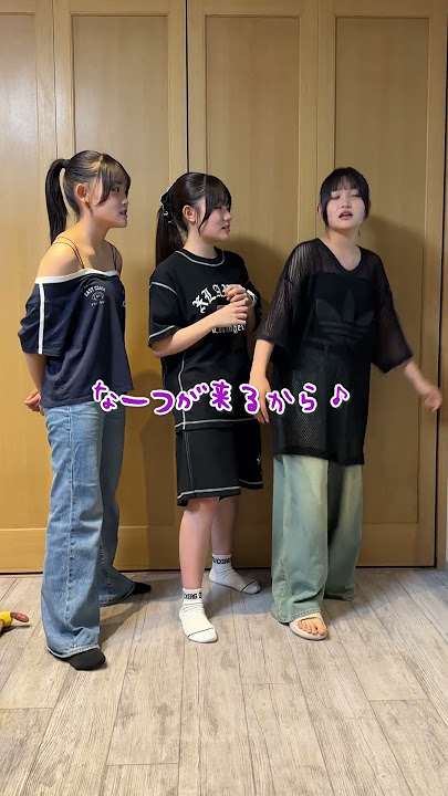 【1名壊れてますw】お題の50音で始まる歌詞の曲をいくつ歌える？3姉妹で即興歌対決してみたら…#Shorts