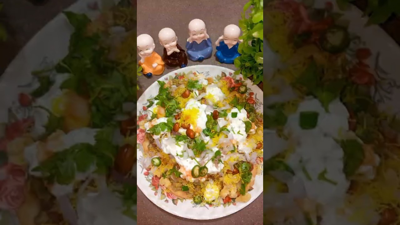 Street Style Papdi Chaat 😋 | Chatpata Dahi Papdi Recipe at Home 