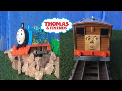 Trackmaster Thomas' Accident - S19 The Otherside Of The Mountain Trackmaster Thomas' Accident - S19 The Otherside Of The Mountain