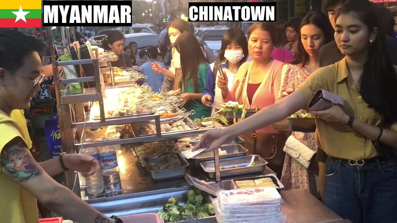 CHINATOWN People Enjoy Street Food Lifestyle YANGON MYANMAR 🇲🇲