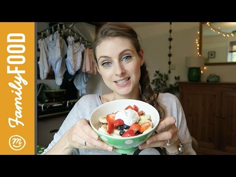 Breastfeeding breakfast | FAMILY RECIPES from Channel Mum