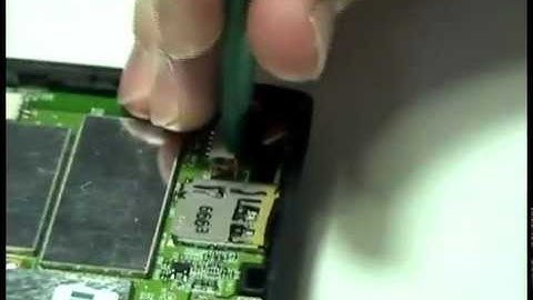 Replacing Your TomTom Go 940 Battery