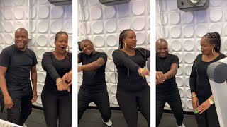 JALANGO and KAMENEGORO Dancing to South African music Amapiano 