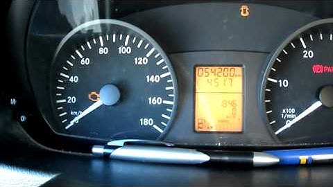 [How to] Check the oil level in Mercedes Sprinter