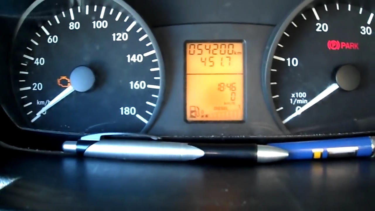 [How to] Check the oil level in Mercedes Sprinter - YouTube