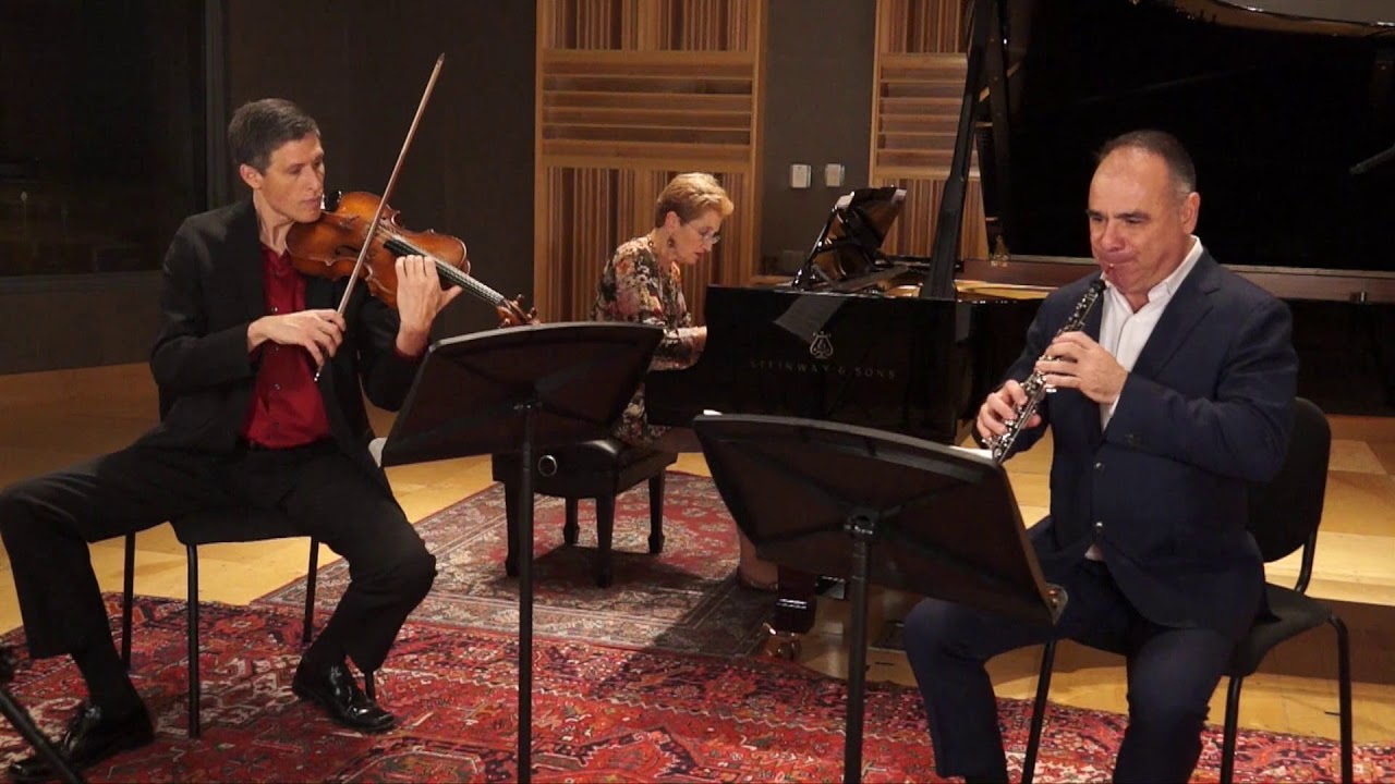 Introduction and Dance for oboe, viola and piano by Michael White