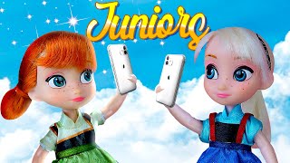 ¡LAS JUNIOR ENGANCHADAS AL MOVIL!