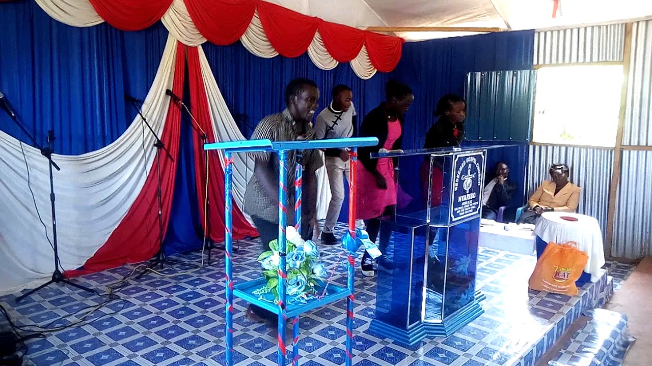 Funniest dance in the church when you fail to practice YouTube