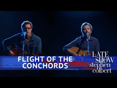 Flight Of The Conchords Perform &#039;Father &amp; Son&#039;