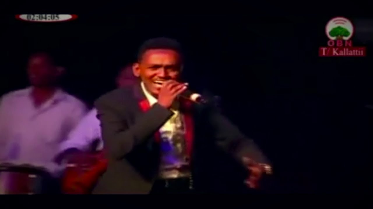 Hachalu Hundessa: Geerarsa Ajaa'ibaa! ** NEW 2017 Oromo Music