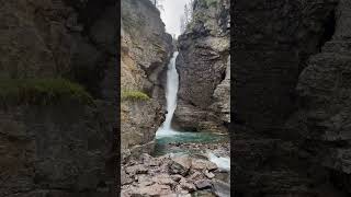 johnston canyon trail upper falls