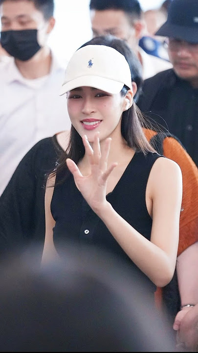 Safe flight ka so pretty 🥰✨#lingorm #linglingkwong