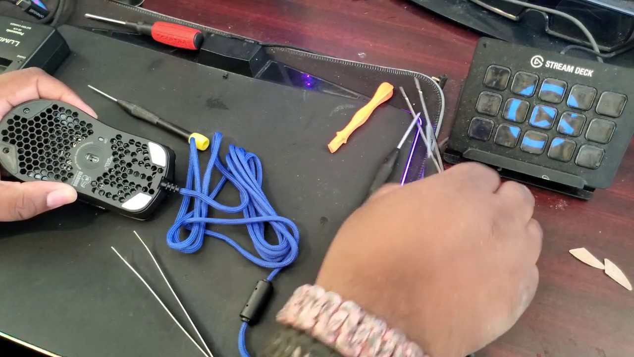 Unboxing & Installing The Glorious Cobalt Blue Ascended Cord & G-Skates Bundle Kit