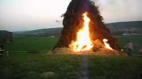 Osterfeuer Herste 2011