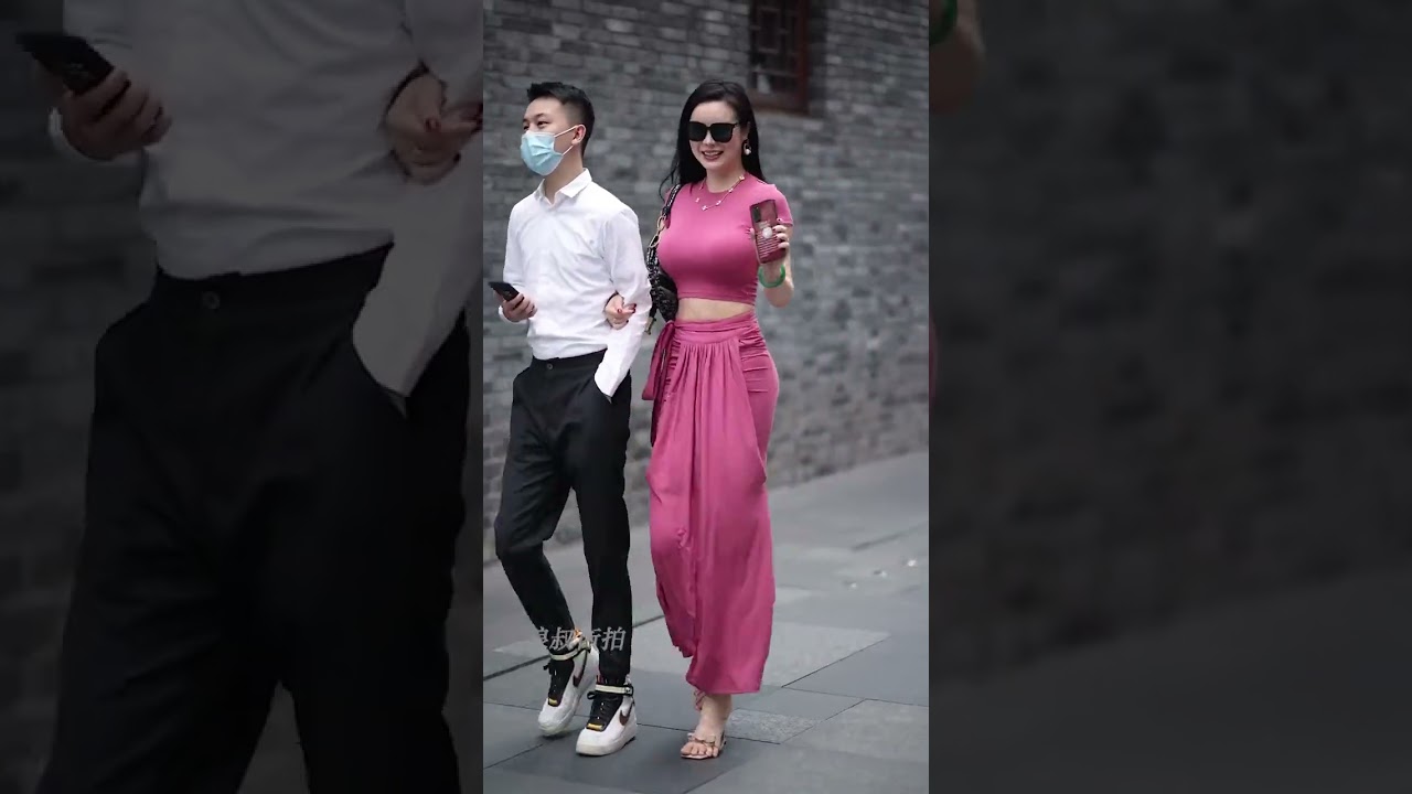 💖 The Ultimate Fashion Statement – She’s Got It All! 