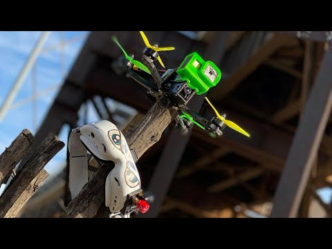 Фото Flying FPV in cold weather - Can you still flow? - Freestyle to the music, This is My ART....