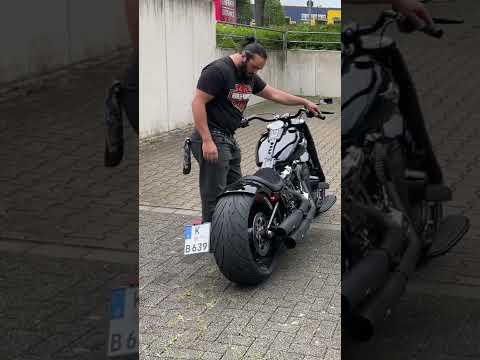 Video: ¿Harley fabrica una rígida?