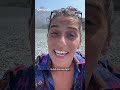 L’urina funziona davvero contro le punture di medusa? No, è solo un vecchio mito!