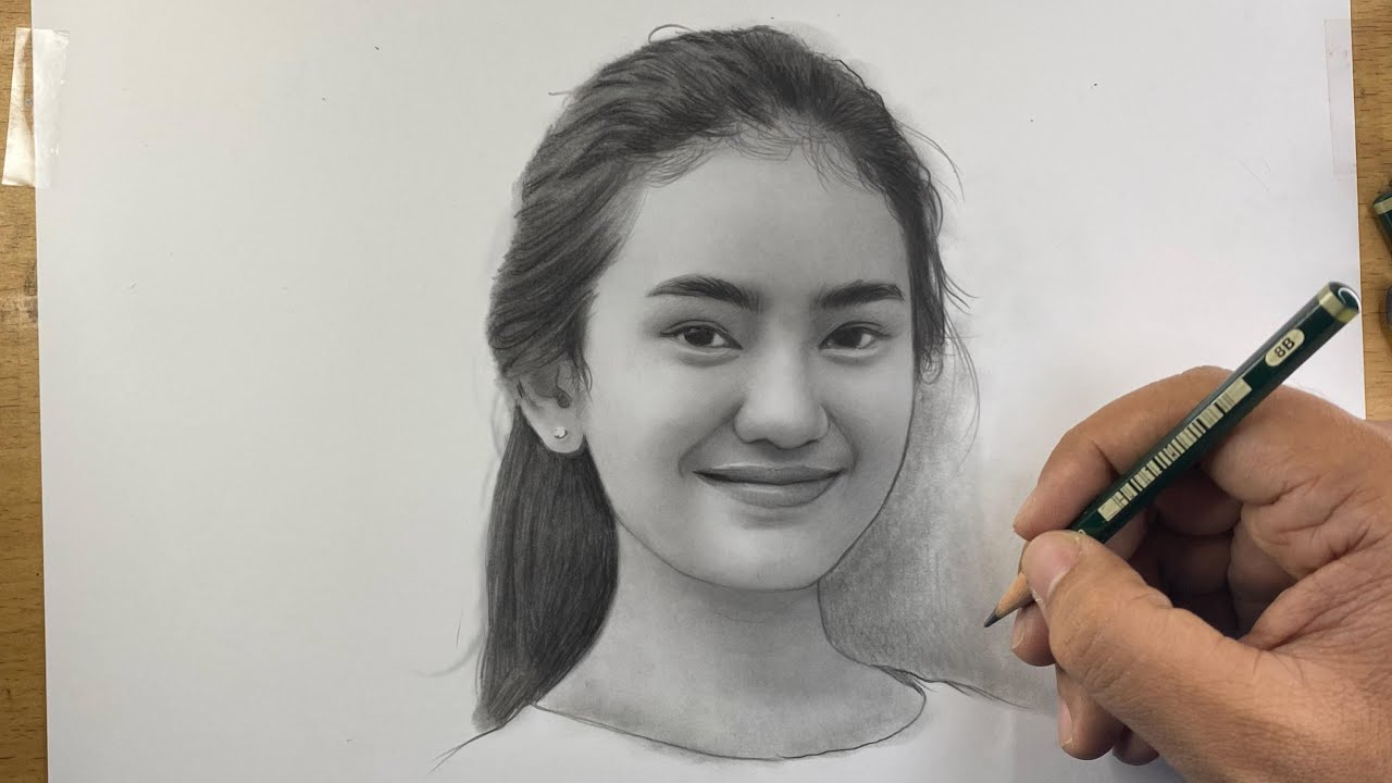 Drawing a Realistic Portrait in Graphite 8B ( Janis Aneira ) - YouTube