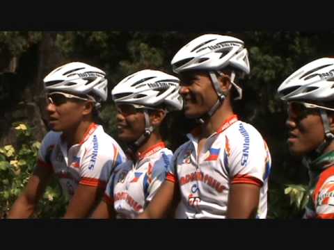 ROADBIKE PHILIPPINES 7 ELEVEN RACING TEAM IN ACTION