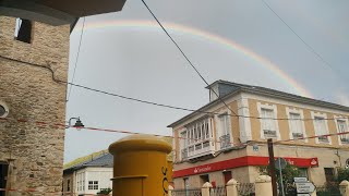Camino de Santiago Reflexiones en Vega de Valcarce mientras miro el arcoiris