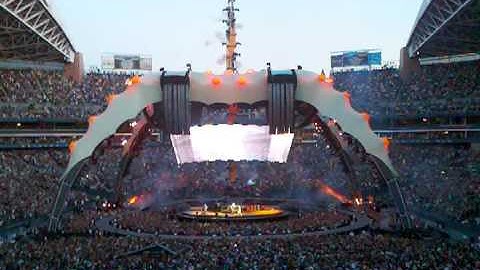 first song of U2 @ Qwest Field