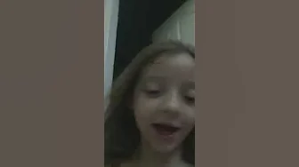 RAHMETLİ DİLBER AY IN ŞARKISINI SÖYLÜYOR,,ZEYNEP TAVUKLARI PİŞİRMİŞEM..